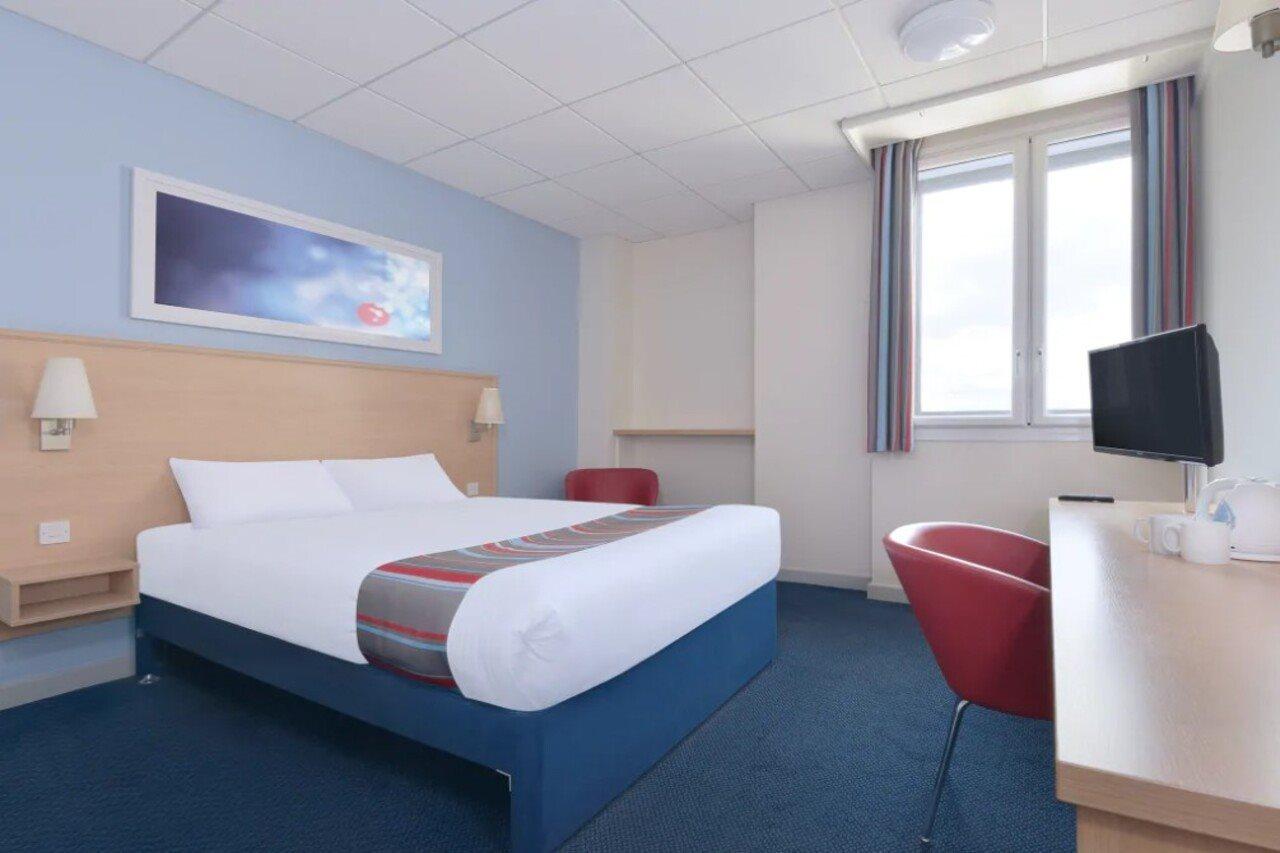 Travelodge Camberley Exterior foto