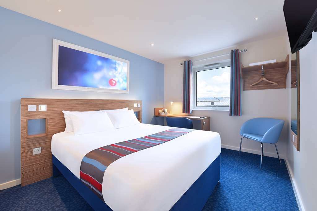 Travelodge Camberley Zimmer foto
